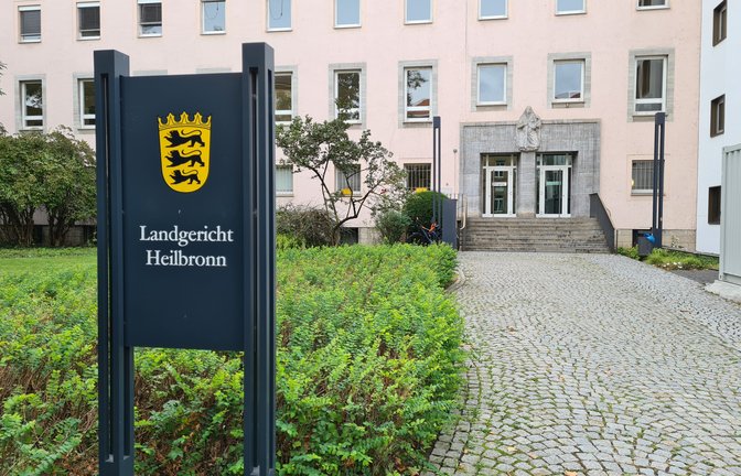 Am Heilbronner Landgericht müssen sich zwei Heranwachsende wegen versuchten Mordes und weiterer Taten verantworten. Archivfoto: VKZ/Rieger