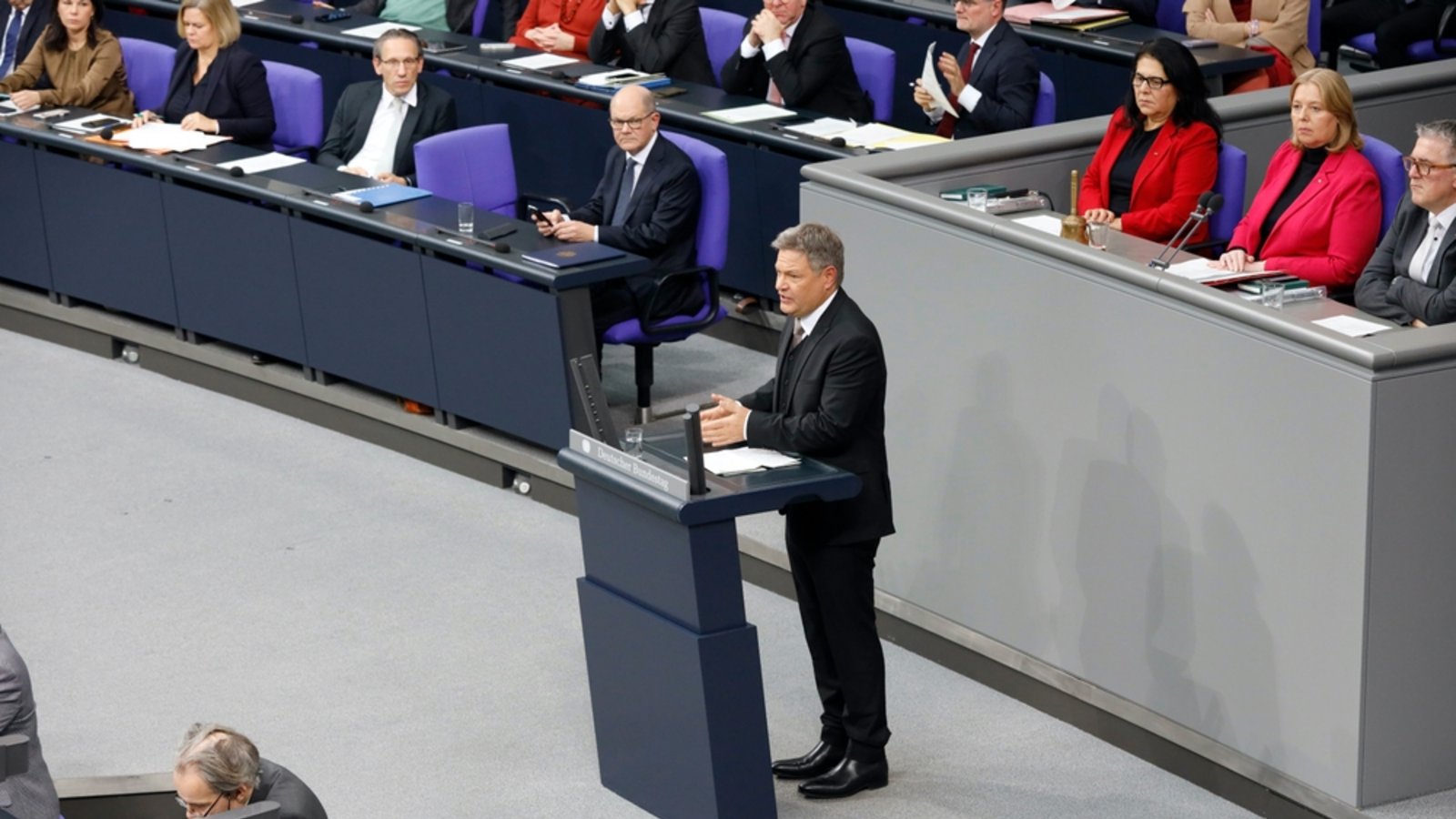 Das Ergebnis wird gegen Nachmittag erwartet.Foto: Juergen Nowak / shutterstock.com