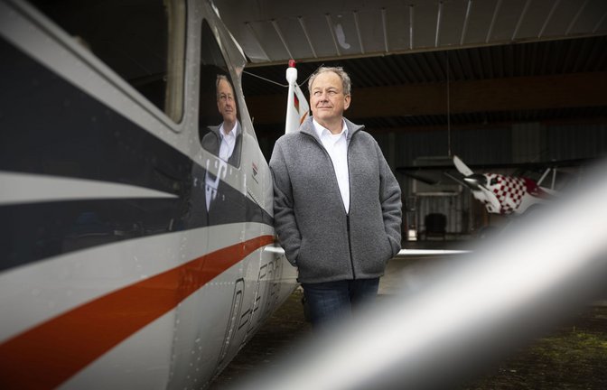 Jens Knittel mit seiner Cessna in Marbach, der Hangar steht direkt am Feldweg. Die Bildergalerie zeigt Eindrücke aus der Luft.<span class='image-autor'>Foto: Gottfried Stoppel/Stoppel</span>
