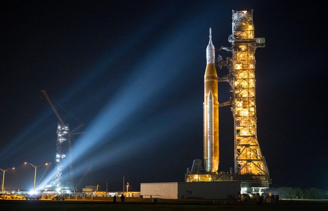 Erfahren Sie alles Wichtige zum Start der Artemis-2-Rakete und der ersten bemannten Mondumrundung seit etwa 50 Jahren. Ablauf, Uhrzeit & Livestream des Starts.<span class='image-autor'>Foto: IMAGO / MediaPunch</span>