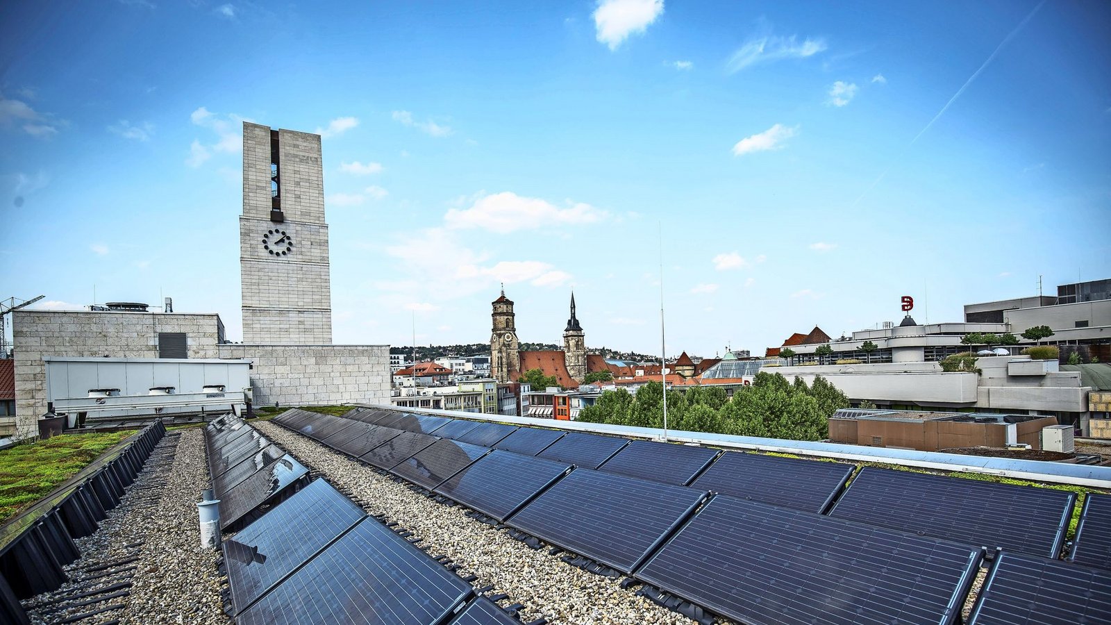 Photovoltaik in Stuttgart: es geht voran, aber anderswo geht es schneller.Foto: Lichtgu//Leif Piechowski Photovoltaik in Stuttgart: es geht voran, aber anderswo geht es schneller.Foto: Lichtgu//Leif Piechowski