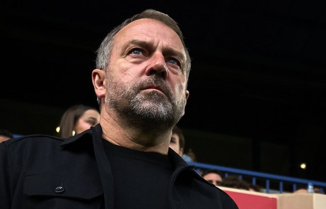 Bei Trainer Hansi Flick vom FC Barcelona liegen  offenbar die Nerven blank (Archivfoto).<span class='image-autor'>Foto: --/XinHua/dpa/--</span>