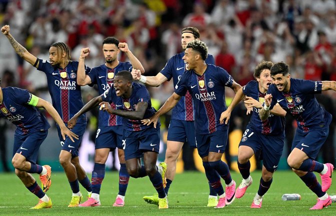 Paris Saint-Germain hat den Platz auf Europas Fußball-Thron erfolgreich verteidigt.<span class='image-autor'>Foto: AFP/INA FASSBENDER</span>