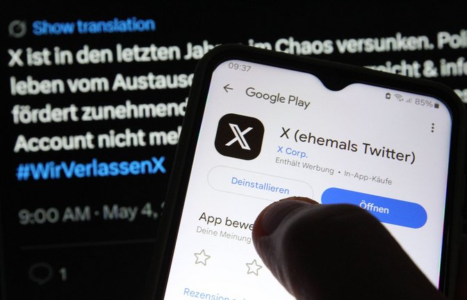 Unter dem Hashtag #WirVerlassenX kehren Grüne, SPD und Linke der Plattform den Rücken.<span class='image-autor'>Foto: IMAGO/Hanno Bode</span>