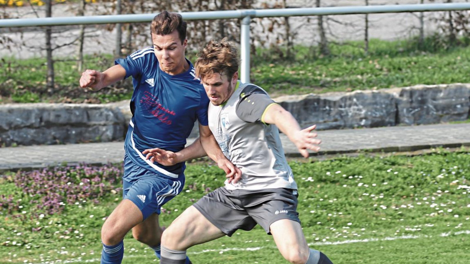 Clemens Rinderknecht (rechts) fehlt zurzeit etwas die Bindung im Spiel, weil er berufsbedingt die Trainingseinheiten verpasst. Foto: Nachreiner