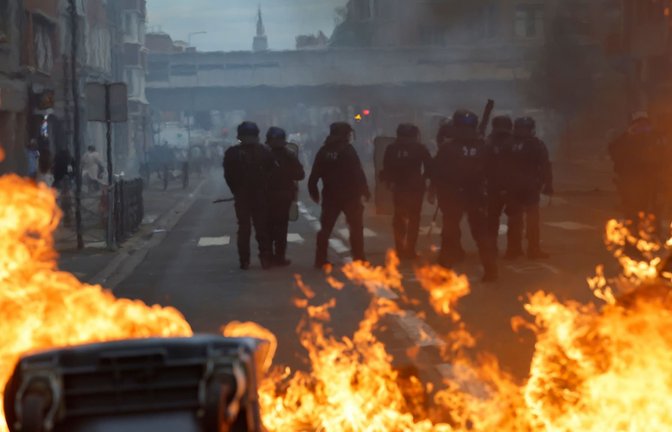 Bei den Schulprotesten in Frankreich sind zahlreiche Menschen festgenommen worden.<span class='image-autor'>Jean-Francois Badias/AP/dpa</span>