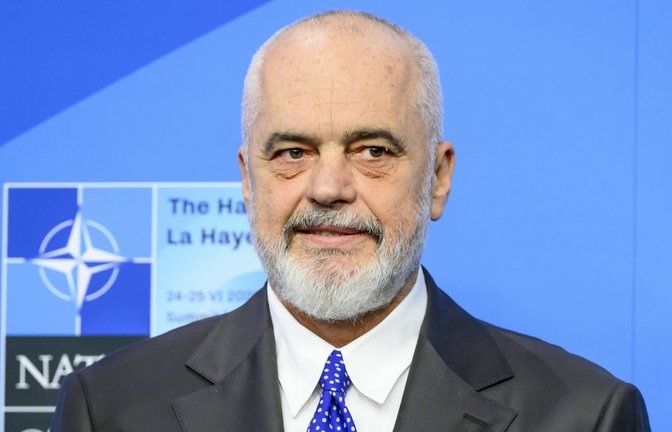 Laut Albaniens Regierungschef Edi Rama soll künftig eine virtuelle Ministerin über öffentliche Aufträge entscheiden.<span class='image-autor'>Foto: IMAGO/NL Beeld/IMAGO</span>