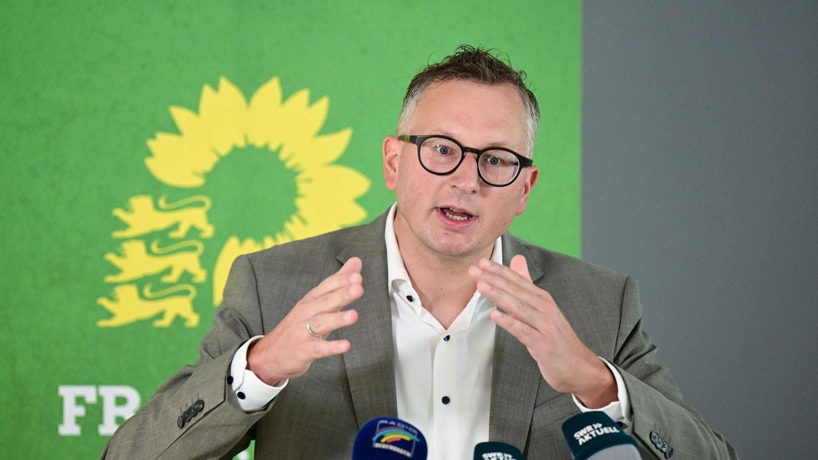 Grünen-Fraktionschef Andreas Schwarz dauert die Einführung des Klimagelds zu lange.Foto: Bernd Weißbrod/dpa/Bernd Weißbrod