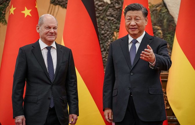 Der deutsche Kanzler Olaf Scholz hat sich in Peking mit dem chinesischen Staatschef Xi Jinping getroffen.<span class='image-autor'>Foto: dpa/Kay Nietfeld</span>