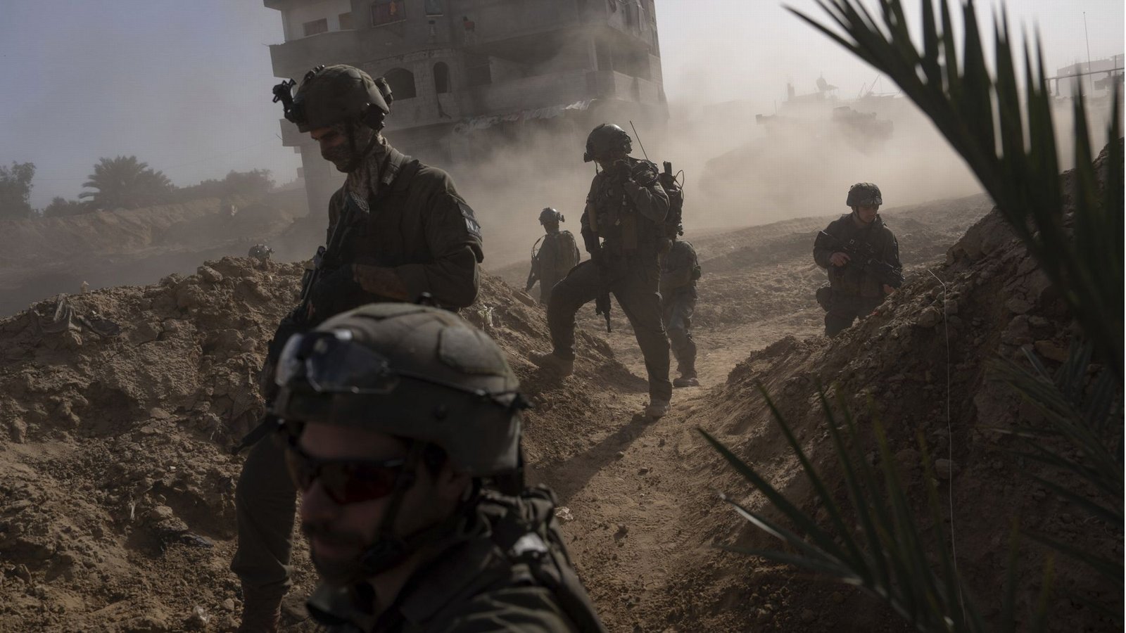 Israelische Soldaten sollen UN-Sachverständigen zufolge schwerste Übergriffe gegenüber Frauen und Mädchen im Gazastreifen und im besetzten Westjordanland begangen haben (Archivfoto).Foto: dpa/Ohad Zwigenberg Israelische Soldaten sollen UN-Sachverständigen zufolge schwerste Übergriffe gegenüber Frauen und Mädchen im Gazastreifen und im besetzten Westjordanland begangen haben (Archivfoto).Foto: dpa/Ohad Zwigenberg