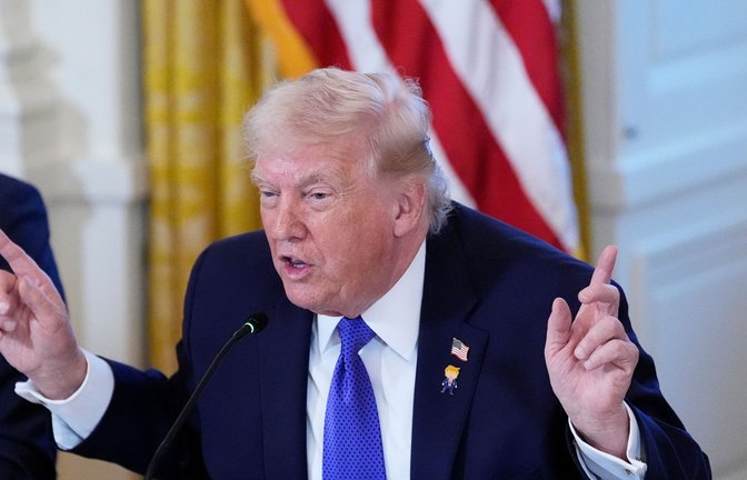 US-Präsident Donald Trump. Die USA sind nach Angaben des Leiters des dänischen Arktis-Kommandos zu gemeinsamen Übungen in Grönland eingeladen worden (Archivfoto).<span class='image-autor'>Foto: Alex Brandon/AP/dpa/Alex Brandon</span>