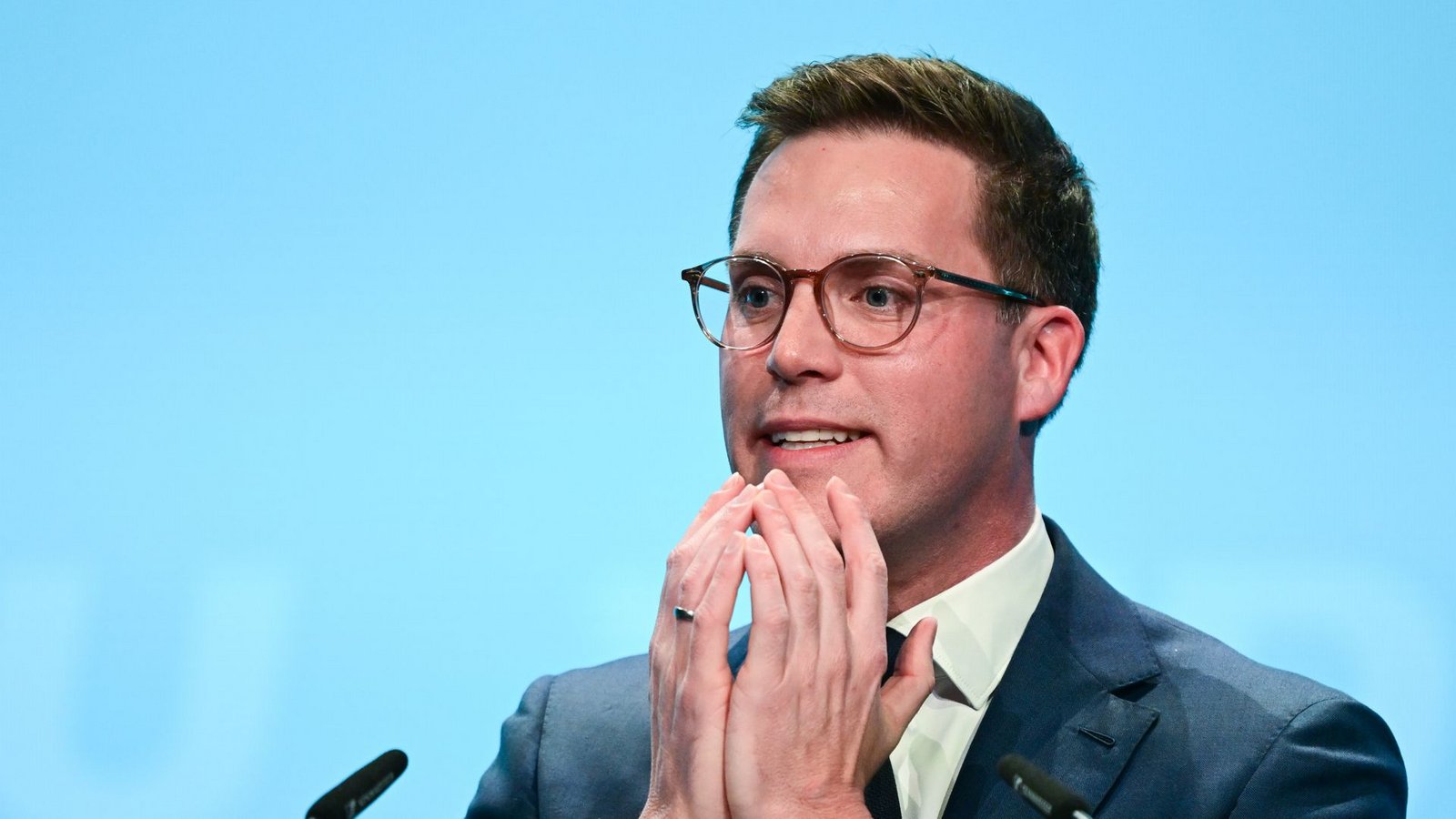 Kein Fall für die Justiz: CDU-Vormann HagelFoto: dpa/Bernd Weißbrod Kein Fall für die Justiz: CDU-Vormann HagelFoto: dpa/Bernd Weißbrod