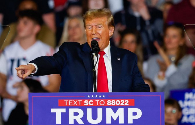 Donald Trump hat  für den Fall seiner Wiederwahl massive Abschiebungen angekündigt.<span class='image-autor'>Foto: AFP/JULIA NIKHINSON</span>