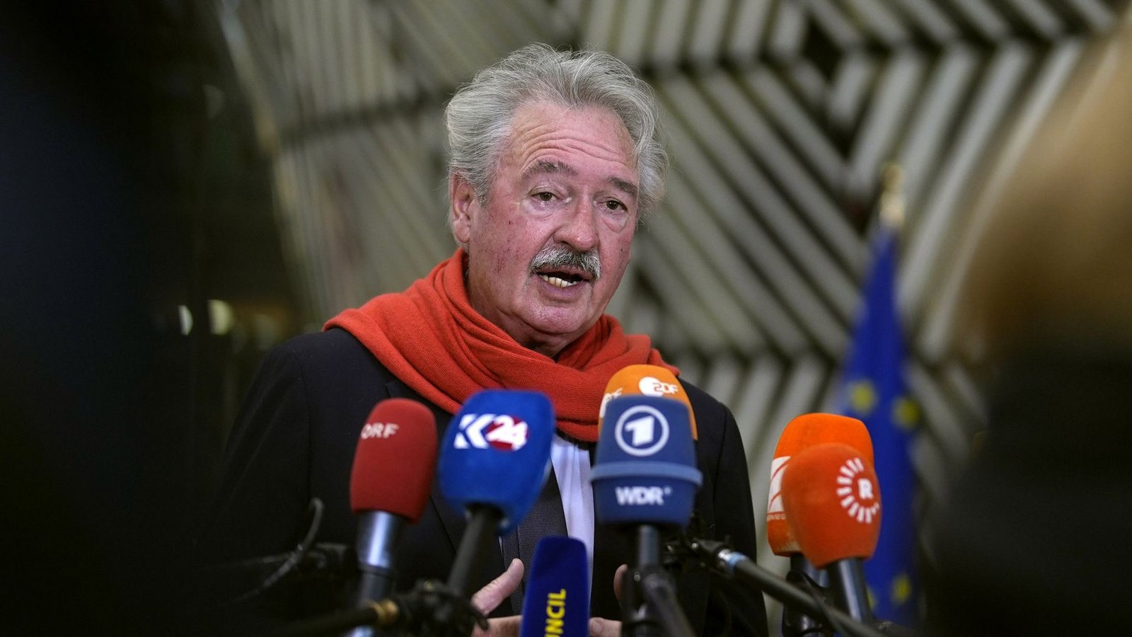Der luxemburgische Außenminister Jean Asselborn fordert eine klare Sprache gegenüber Israel. Das unendliche Leid, das in Israel geschehen sei, dürfe sich nicht in Gaza wiederholen.Foto: dpa/Virginia Mayo Der luxemburgische Außenminister Jean Asselborn fordert eine klare Sprache gegenüber Israel. Das unendliche Leid, das in Israel geschehen sei, dürfe sich nicht in Gaza wiederholen.Foto: dpa/Virginia Mayo