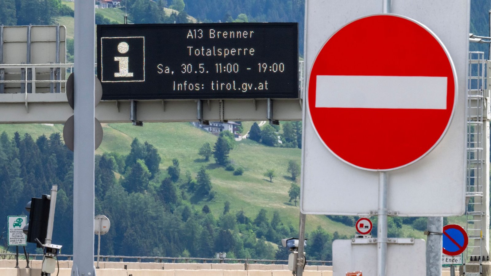 Die Sperre des Brenner-Korridors löste nicht das befürchtete Verkehrschaos aus.Foto: Peter Kneffel/dpa Die Sperre des Brenner-Korridors löste nicht das befürchtete Verkehrschaos aus.Foto: Peter Kneffel/dpa
