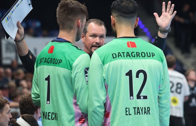 TVB-Trainer Misha Kaufmann schwört sein Torhüter-Gespann auf die Saison ein.<span class='image-autor'>Baumann</span>