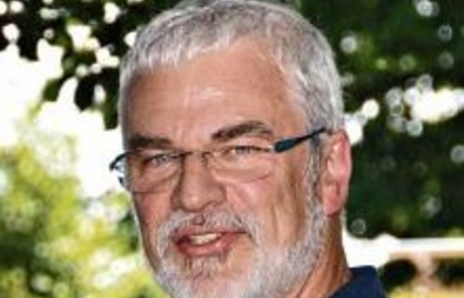 Dietmar Müller.   p