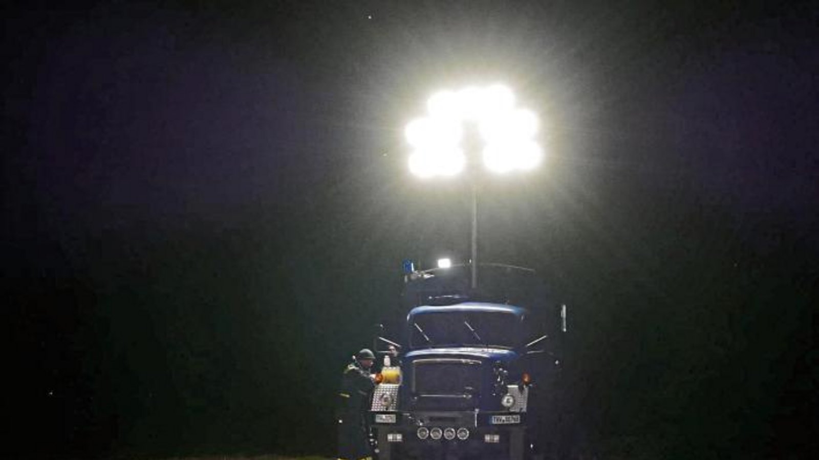 Bestens für die dunkle Jahreszeit gerüstet: Das Technische Hilfswerk (THW) bei der jüngsten Katastrophenschutzübung in Schwieberdingen. Foto: Romanowski Bestens für die dunkle Jahreszeit gerüstet: Das Technische Hilfswerk (THW) bei der jüngsten Katastrophenschutzübung in Schwieberdingen. Foto: Romanowski