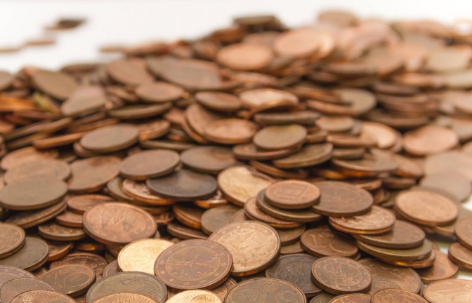 Das Geld sitzt den Deutschen nicht mehr so locker wie früher. Die Wohlstandsbasis schmilzt ab.<span class='image-autor'>Foto: Imago/Zoonar</span>