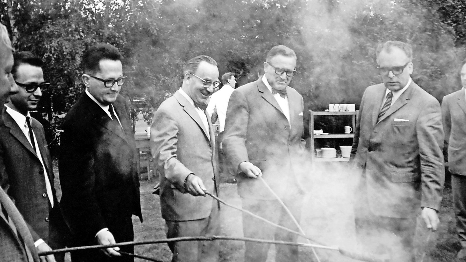 Ihre Anfänge nahm die inzwischen legendäre Party in den 1960er Jahren in der Bonner Republik.Quelle: Bundesarchiv B 145 Bild-F025420-0016 / Jens Gathmann / CC-BY-SA Ihre Anfänge nahm die inzwischen legendäre Party in den 1960er Jahren in der Bonner Republik.Quelle: Bundesarchiv B 145 Bild-F025420-0016 / Jens Gathmann / CC-BY-SA