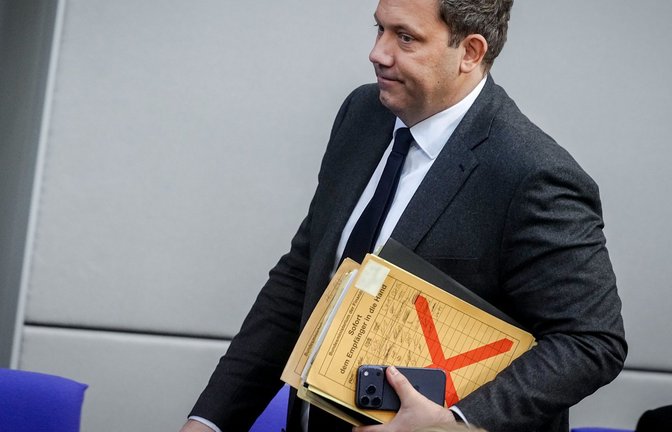 Der Finanzminister fordert eine Übergewinnsteuer und einen Preisdeckel für Kraftstoffe. (Archivbild)<span class='image-autor'>Foto: Kay Nietfeld/dpa</span>