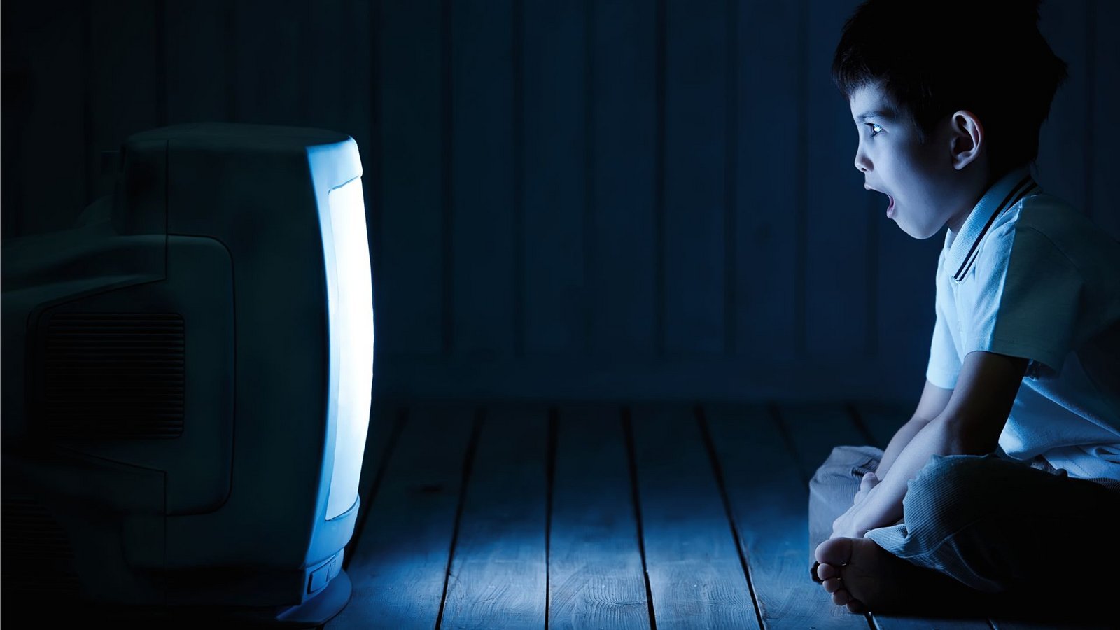 Nachrichten von Kriegen und Krisen: „Meistens sind wir Eltern gar nicht dabei, wenn Kinder mit solchen Themen konfrontiert werden“, sagt Sara Bildau.Foto: AdobeStock/Alexandr Vasilyev Nachrichten von Kriegen und Krisen: „Meistens sind wir Eltern gar nicht dabei, wenn Kinder mit solchen Themen konfrontiert werden“, sagt Sara Bildau.Foto: AdobeStock/Alexandr Vasilyev