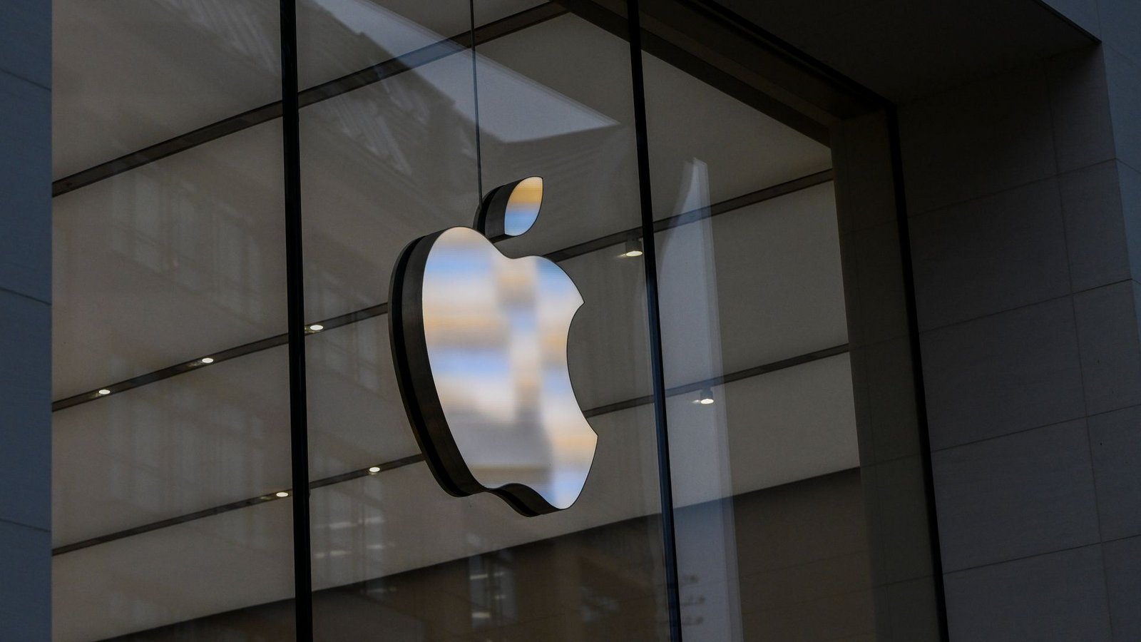 Apples Berliner Entwicklerzentrum wird das erste in Europa. (Archivbild)Foto: Jens Kalaene/dpa