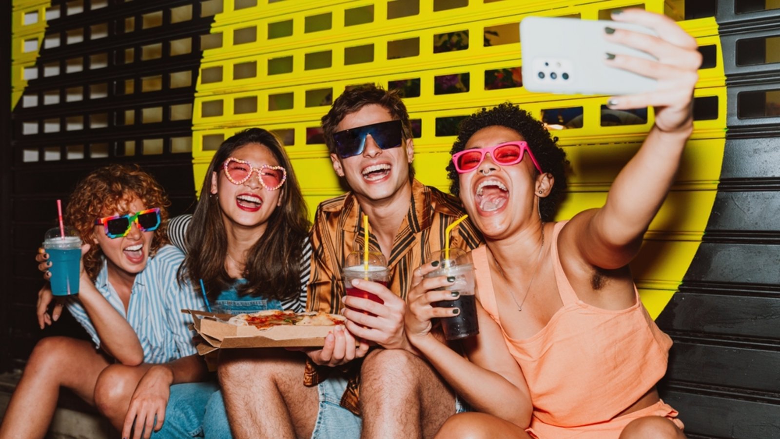 Mitglieder der Gen Z sind heute zwischen 30 und 15 Jahren alt.Foto: oneinchpunch/ Shutterstock