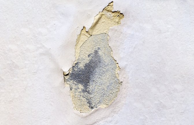 Erfahren Sie, welche Ursachen feuchte Wände haben und was Sie dagegen tun können. 4 hilfreiche Tipps im Überblick.<span class='image-autor'>Foto: Maliflower73 / Shutterstock.de</span>