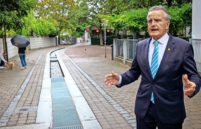 Stuttgarts OB Frank Nopper (CDU) ist wegen eines Facebook-Beitrags in die Kritik geraten. Die Aufsichtsbehörde der Stadt prüft den Sachverhalt nun.<span class='image-autor'>Foto: Lichtgut/Leif Piechowski</span>