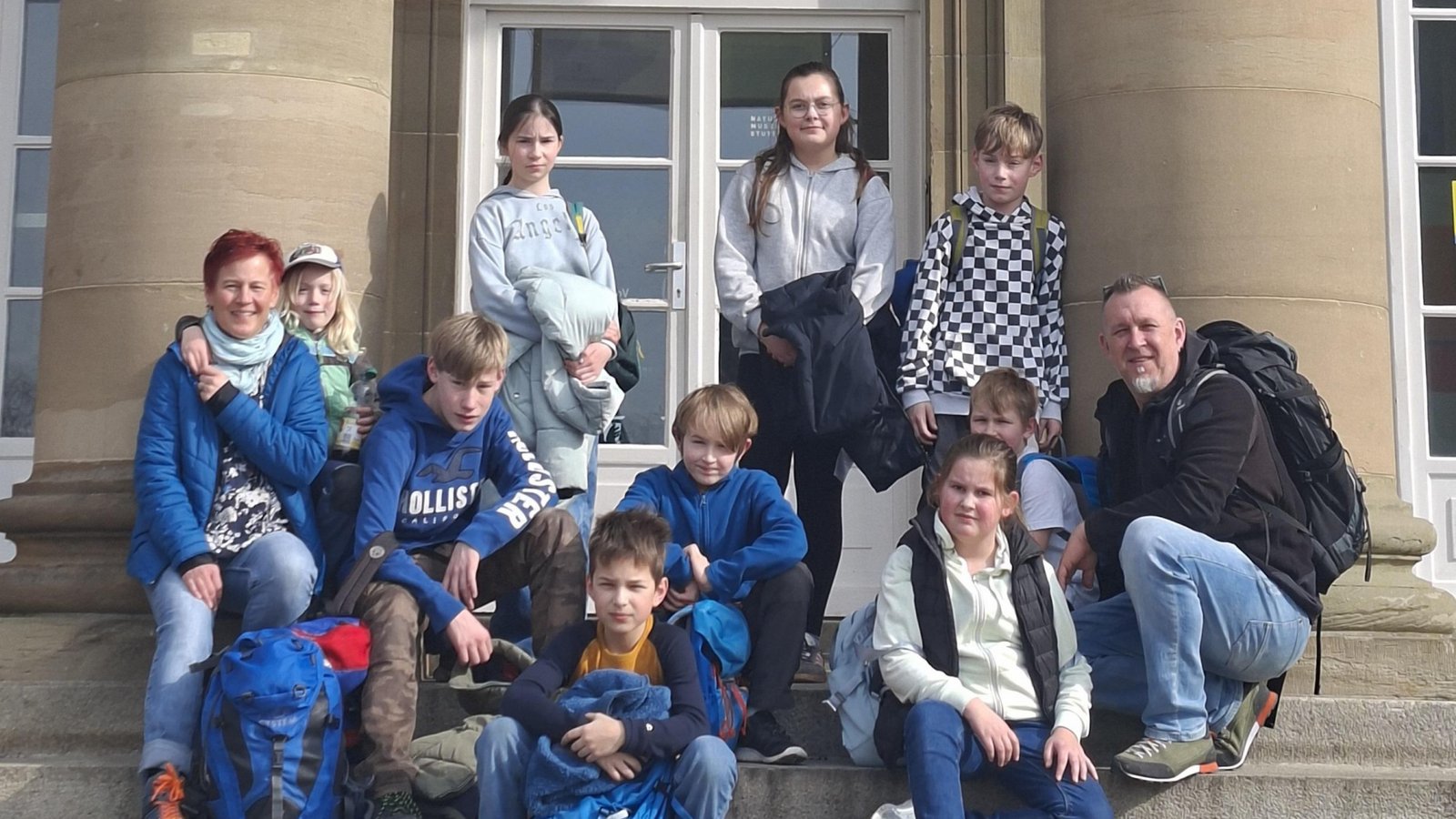 Die Coole Naturbande, die Jugendgruppe des OGV Kleinglattbach, macht einen Ausflug ins Naturkundemuseum Stuttgart. Foto: p