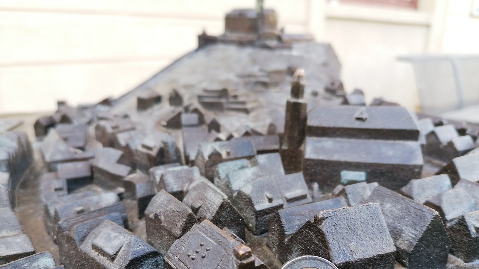 Die Stadt Vaihingen soll zahlungsfähig bleiben. Mit kurzfristigen Maßnahmen im Rahmen einer Nothaushaltsführung soll das gelingen.  Foto: Banholzer