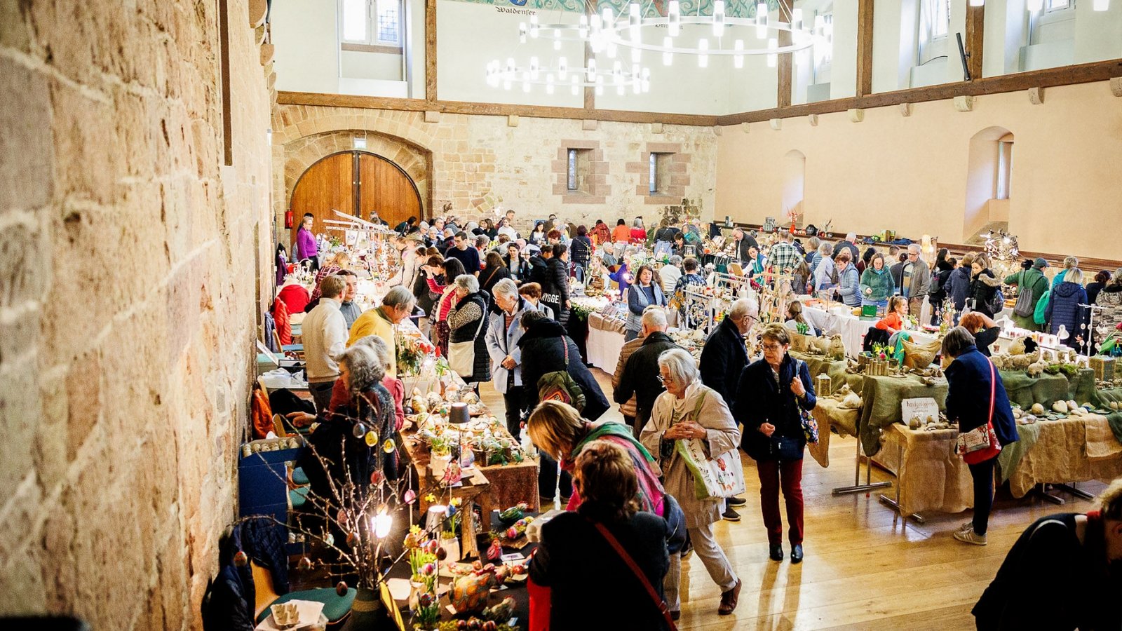 Großer Andrang beim Ostereiermarkt im vergangenen Jahr.  Foto: Jürgen Franke Fotografie