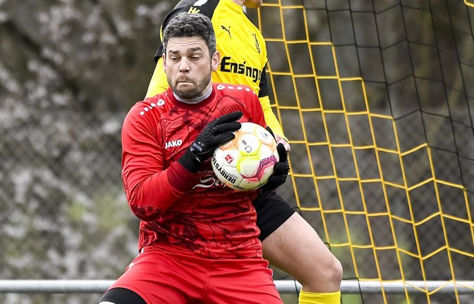 Möchte seinen Kasten auch in Kirchheim sauber halten: Tobias Linder vom TSV Kleinglattbach. <span class='image-autor'>Foto: Leitner</span>