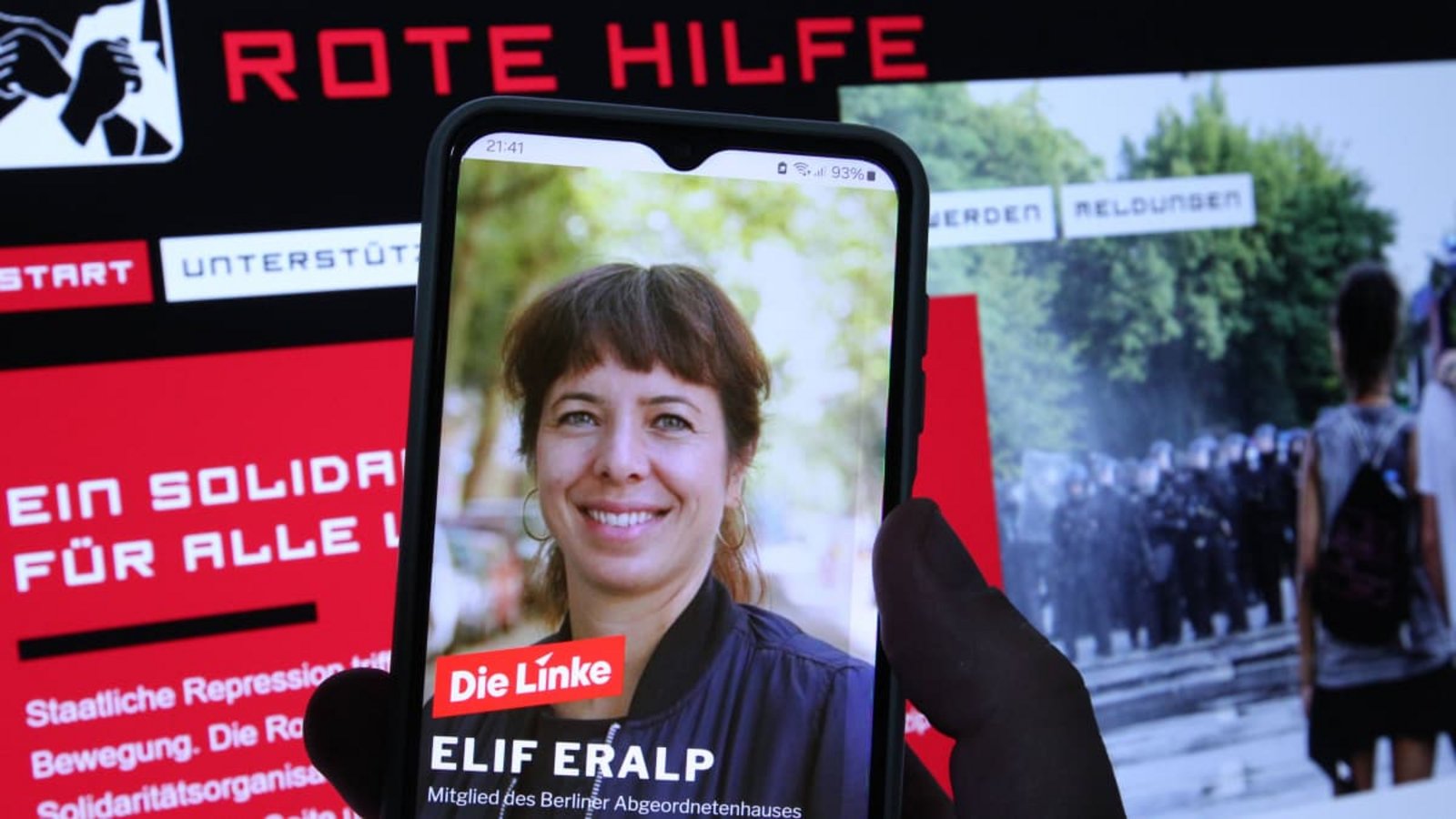 Auf einem Laptop wurde die Website des Vereins Rote Hilfe aufgerufen. Davor wurde die Website von Elif Eralp, Fraktionschefin der Partei Die Linke in Berlin, aufgerufen. Die Wahlsiegerin der Senatswahl in Berlin steht wegen ihrer früheren Mitgliedschaft in der nach eigenen Angaben parteiunabhängigen strömungsübergreifenden linke Schutz- und Solidaritätsorganisation in der Kritik.Imago/Hanno Bode