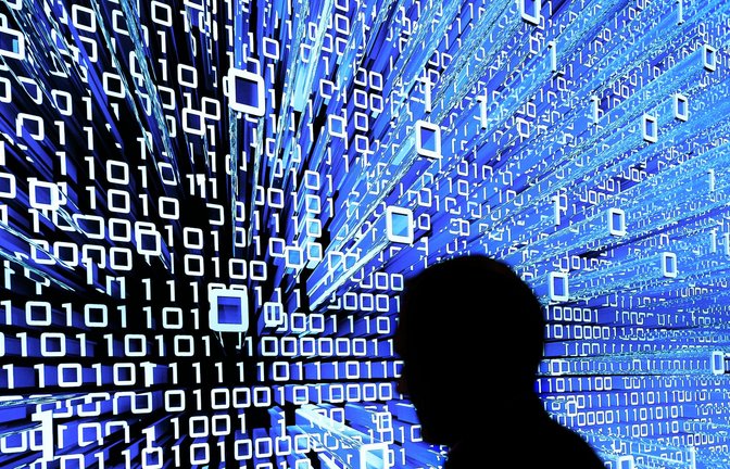 Die Störung machte zahlreiche Websites mit ".de"-Adressendung zeitweise unerreichbar. (Symbolbild)<span class='image-autor'>Foto: Peter Steffen/dpa</span>