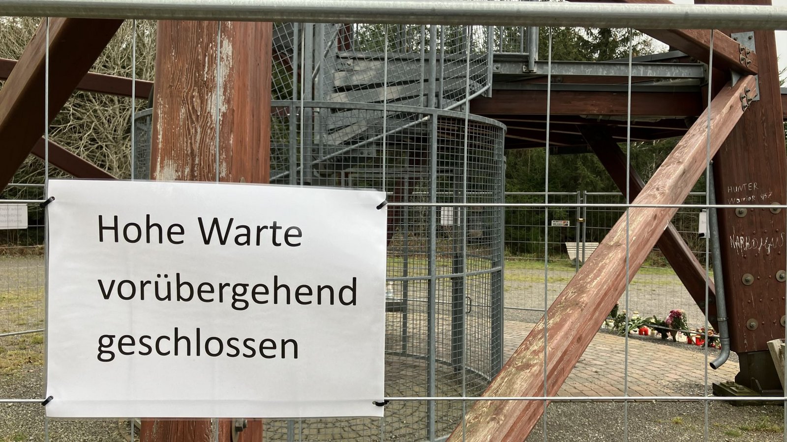 Wegen der drei tot aufgefundenen Teenager ist der Turm vorübergehend geschlossen.Foto: STZN/Dürr Wegen der drei tot aufgefundenen Teenager ist der Turm vorübergehend geschlossen.Foto: STZN/Dürr