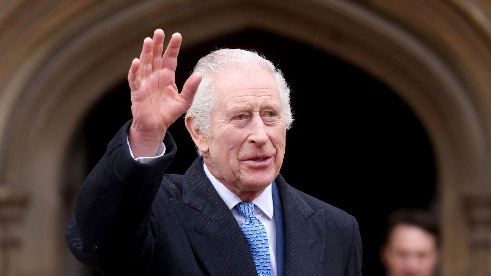 Nach Bekanntmachung seiner Krebsdiagnose will Großbritanniens König Charles III. wieder öffentliche Termine wahrnehmen.Foto: Hollie Adams/Reuters Pool/AP/dpa