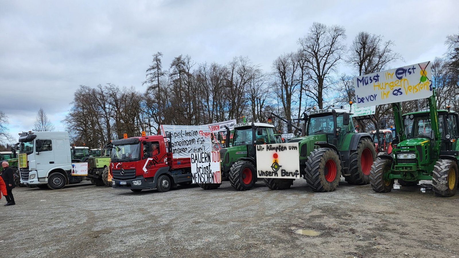 Weiteres Bild von den Protesten am AschermittwochFoto: Anna-Sophie Kächele Weiteres Bild von den Protesten am AschermittwochFoto: Anna-Sophie Kächele