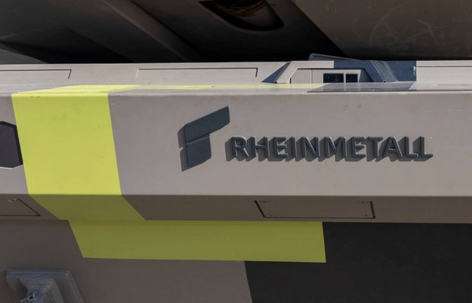 Die Rheinmetall-Aktie ist nach enttäuschenden Quartalszahlen und skeptischen Analystenstimmen stark gefallen. Erfahren Sie, was hinter dem Kursrutsch steckt.<span class='image-autor'>Foto: Karolis Kavolelis / Shutterstock.com</span>