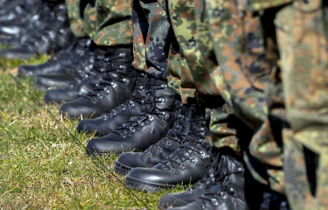 Wer muss zum Dienst, wenn die Freiwilligen nicht reichen – und entscheidet am Ende der Zufall? Das steht noch immer nicht fest.<span class='image-autor'>Foto: Soeren Stache/dpa</span>