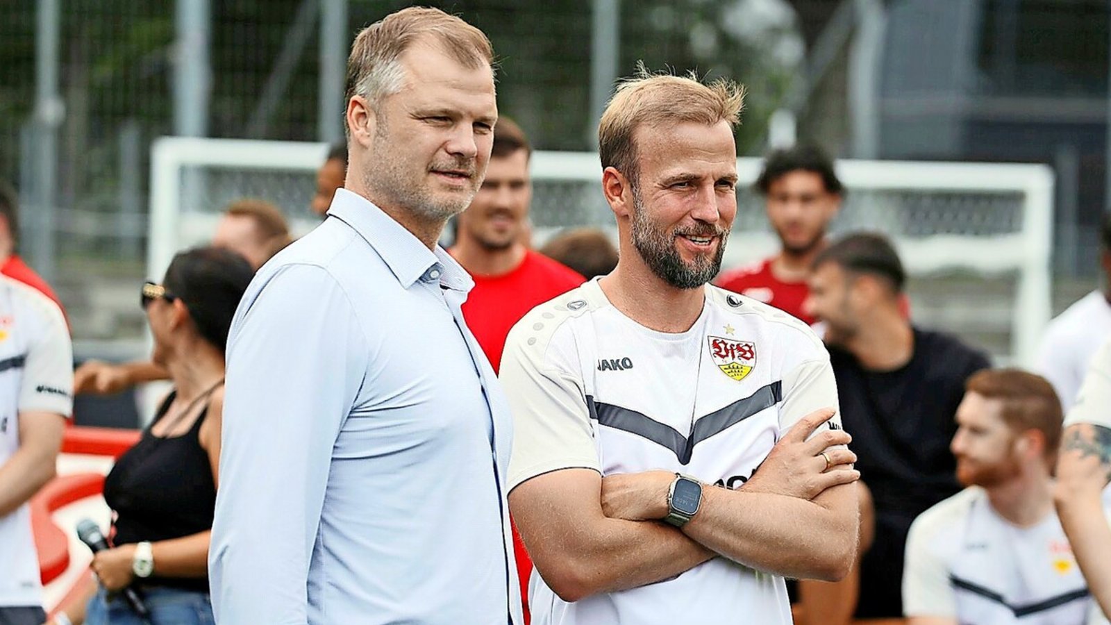VfB-Sportvorstand Fabian Wohlgemuth und Trainer Sebastian Hoeneß planen gemeinsam den Kader des VfB Stuttgart. Aktuell ruhen die Aktivitäten vorübergehend.Foto: www.imago-images.de VfB-Sportvorstand Fabian Wohlgemuth und Trainer Sebastian Hoeneß planen gemeinsam den Kader des VfB Stuttgart. Aktuell ruhen die Aktivitäten vorübergehend.Foto: www.imago-images.de