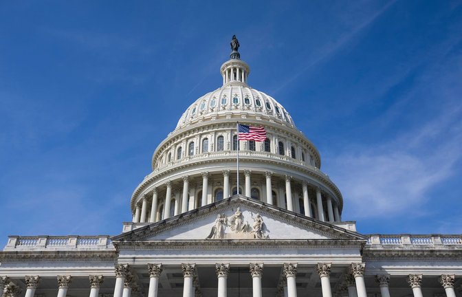 Die US-Staatsverschuldung ist auf mehr als 40 Billionen Dollar gestiegen. (Symbolbild)<span class='image-autor'>Tom Brenner/AP/dpa</span>