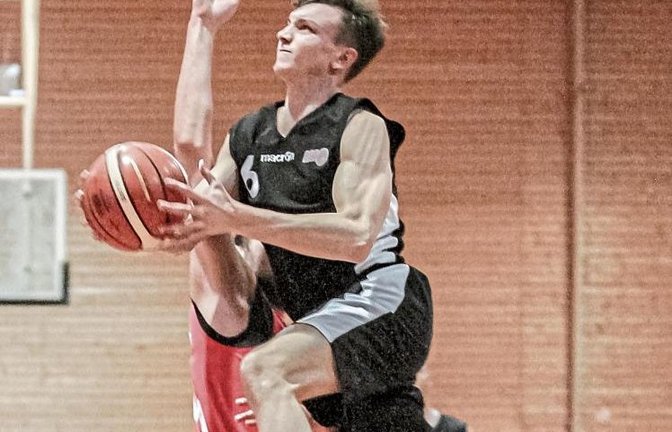Leonard Hellwig (oben) geht auch in der Oberliga mit der BSG Vaihingen/Sachsenheim auf Punktejagd. Am Sonntag beginnt die Saison bei Mitaufsteiger TSG Heilbronn. Foto: Simecek