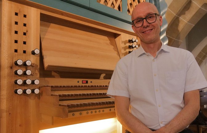 Beeindruckt in der Vaihinger Stadtkirche mit technischer Präzision und anmutigen Spiel: Prof. Markus Eichenlaub. <span class='image-autor'>Foto: Friedrich</span>