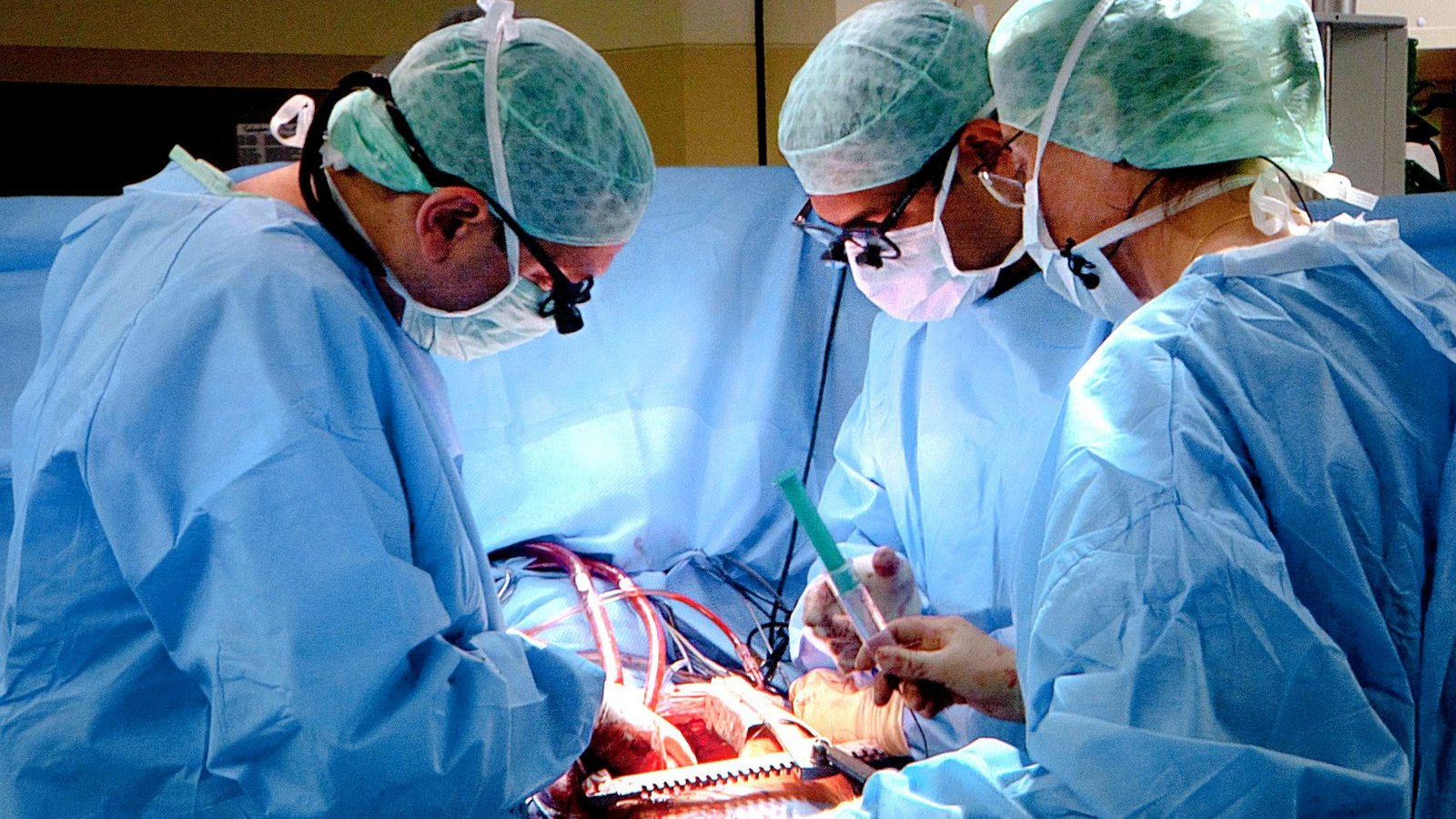 An den Universitätskliniken, wo vielfach Spitzenmedizin betrieben wird, herrschen besondere Arbeitsbedingungen.Foto: picture alliance / dpa An den Universitätskliniken, wo vielfach Spitzenmedizin betrieben wird, herrschen besondere Arbeitsbedingungen.Foto: picture alliance / dpa
