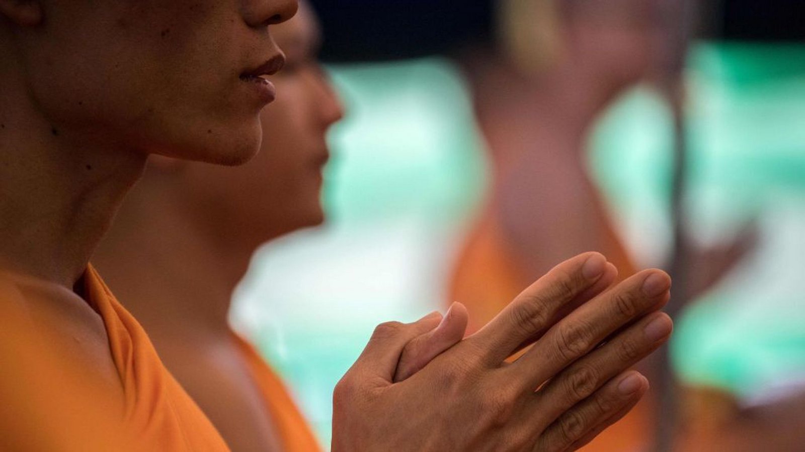 Um zu entsagen, verzichten Mönche und Nonnen täglich nach zwölf Uhr Mittags auf jegliche Nahrung. Zusätzlich gibt es noch monatliche Fastentage.Foto: AFP Um zu entsagen, verzichten Mönche und Nonnen täglich nach zwölf Uhr Mittags auf jegliche Nahrung. Zusätzlich gibt es noch monatliche Fastentage.Foto: AFP