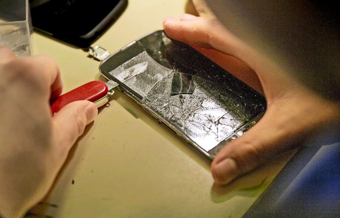 Die meisten Smartphones sind   nicht sehr reparaturfreundlich.<span class='image-autor'>Foto: /Gottfried Stoppel</span>