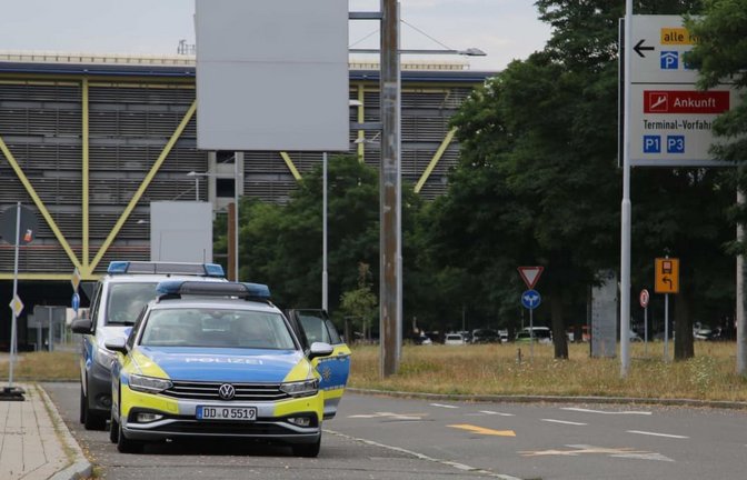 Rund um den Vorfall am Leipziger Flughafen sind noch viele Fragen offen.<span class='image-autor'>Tobias Junghanns/dpa</span>