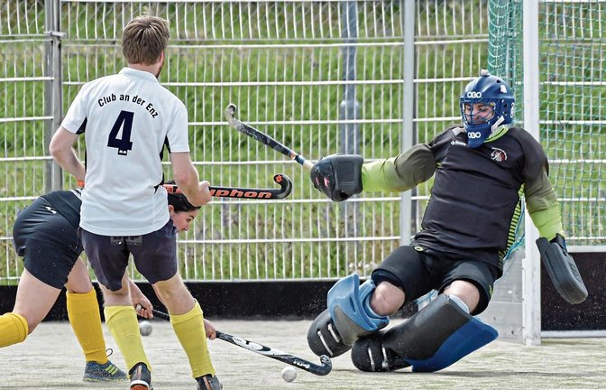 Daniel Löpsinger hat mehrere Großchancen der Franzosen vereitelt und so den Arbeitssieg der SG gesichert. Foto: Leitner